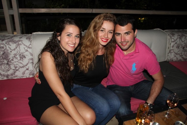 Red Cross LAU Dont Stop The Beat